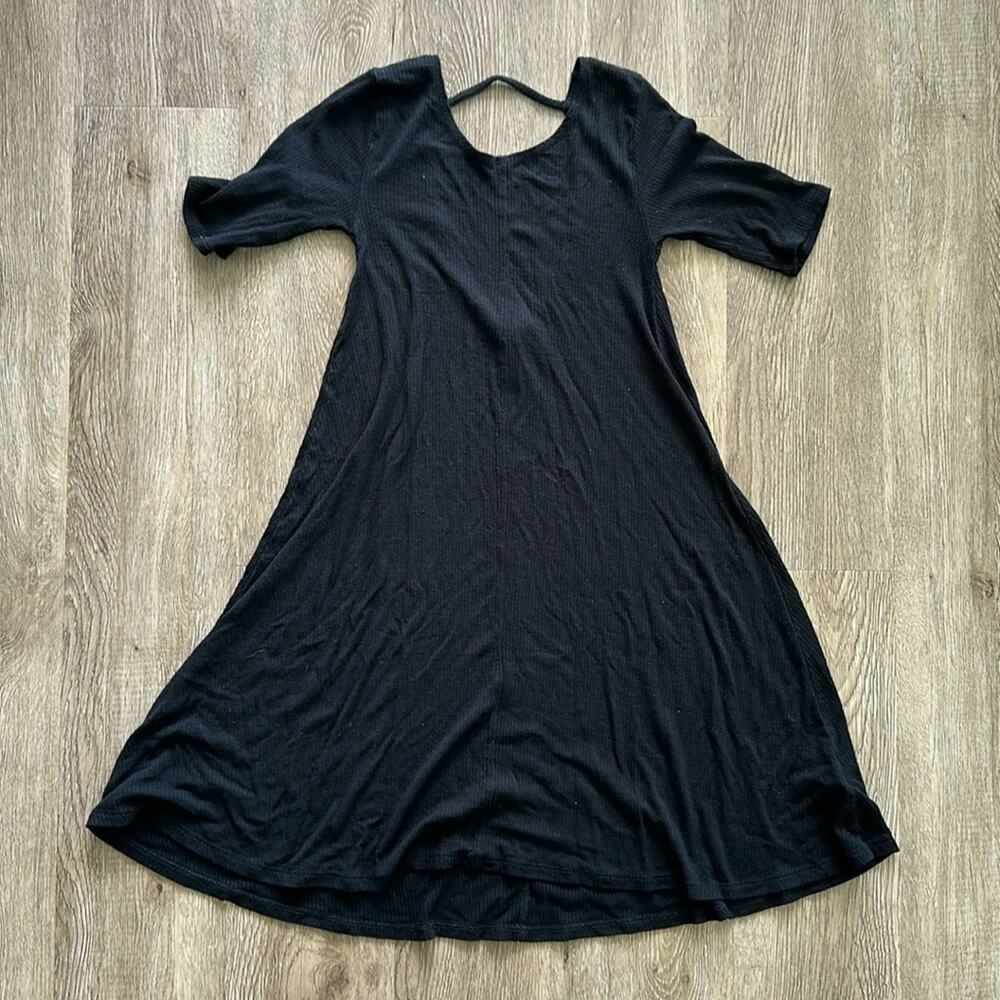 Billabong Black Swing Dress Size Small | Scoop Back,‎ Lightweight, Flowy Fit